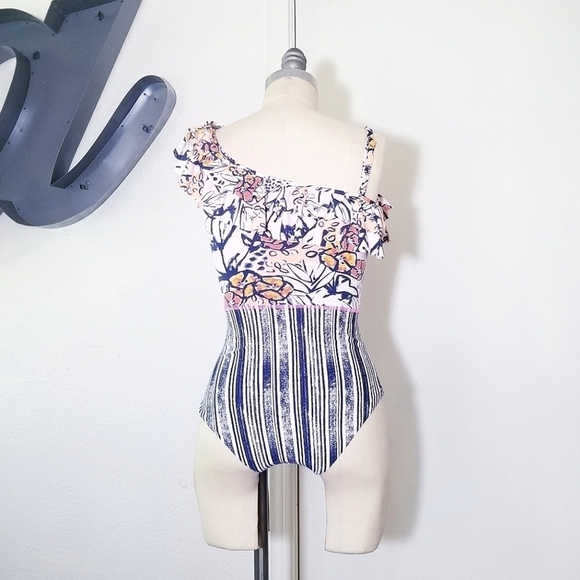 MAAJI Swimwear Ruffled Colorblock One Piece Swimsuit - Picture 5 of 13